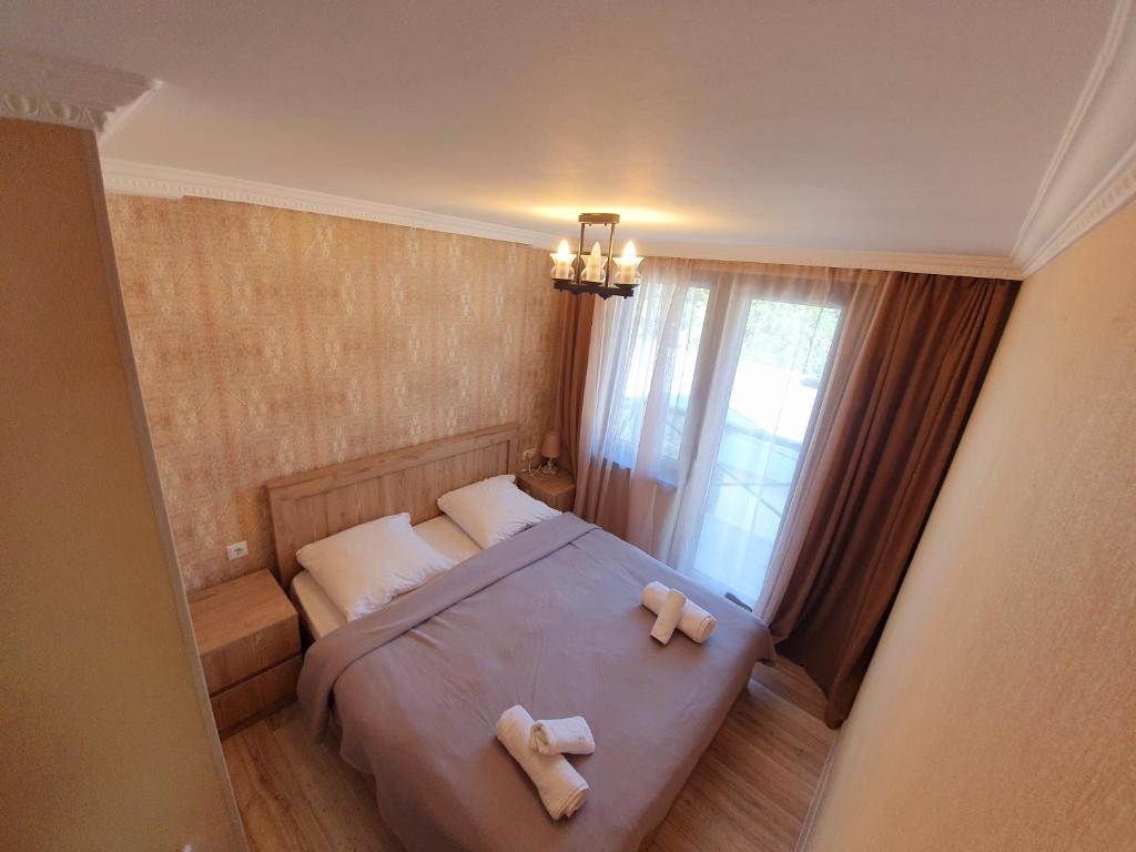 Nino Ratiani's Guesthouse room 3